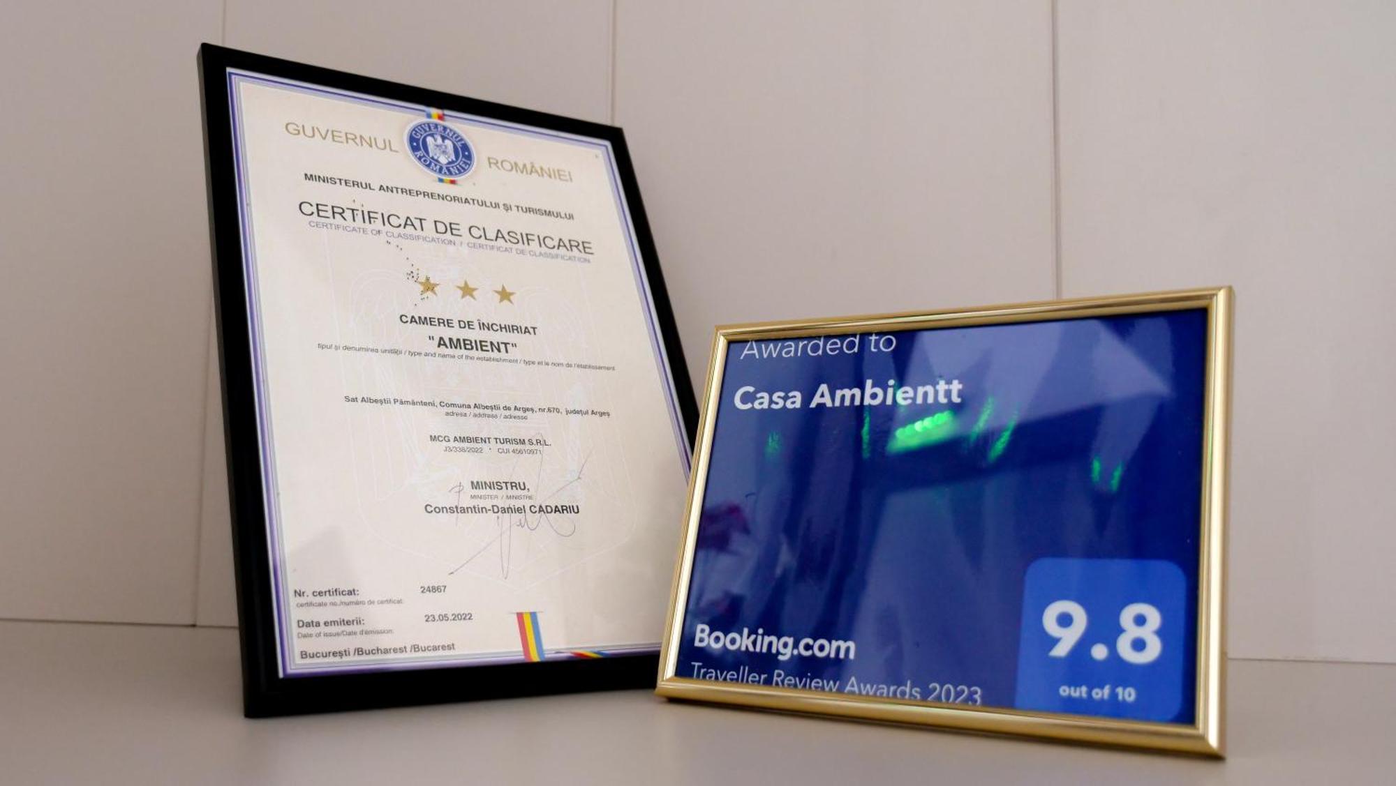 Casa Ambientt Hotel Curtea De Arges Bagian luar foto
